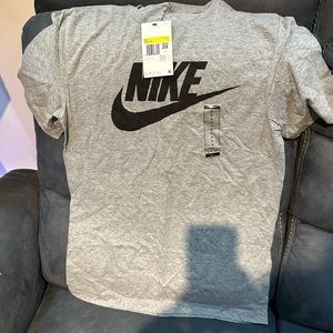 Brand new Nike shirt